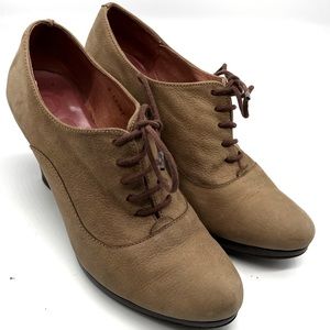 Gadea Wellness Shoes Size 36 Made in Spain Tan Lace Up Heels Platform
